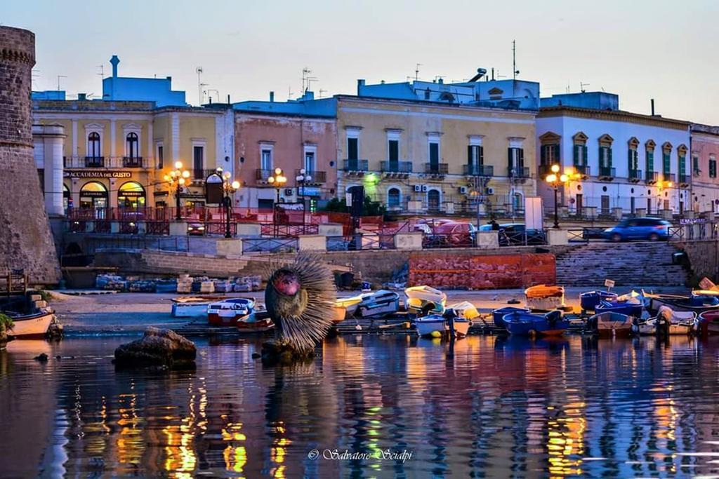 La Casa Del Turista Bed and Breakfast Gallipoli Εξωτερικό φωτογραφία