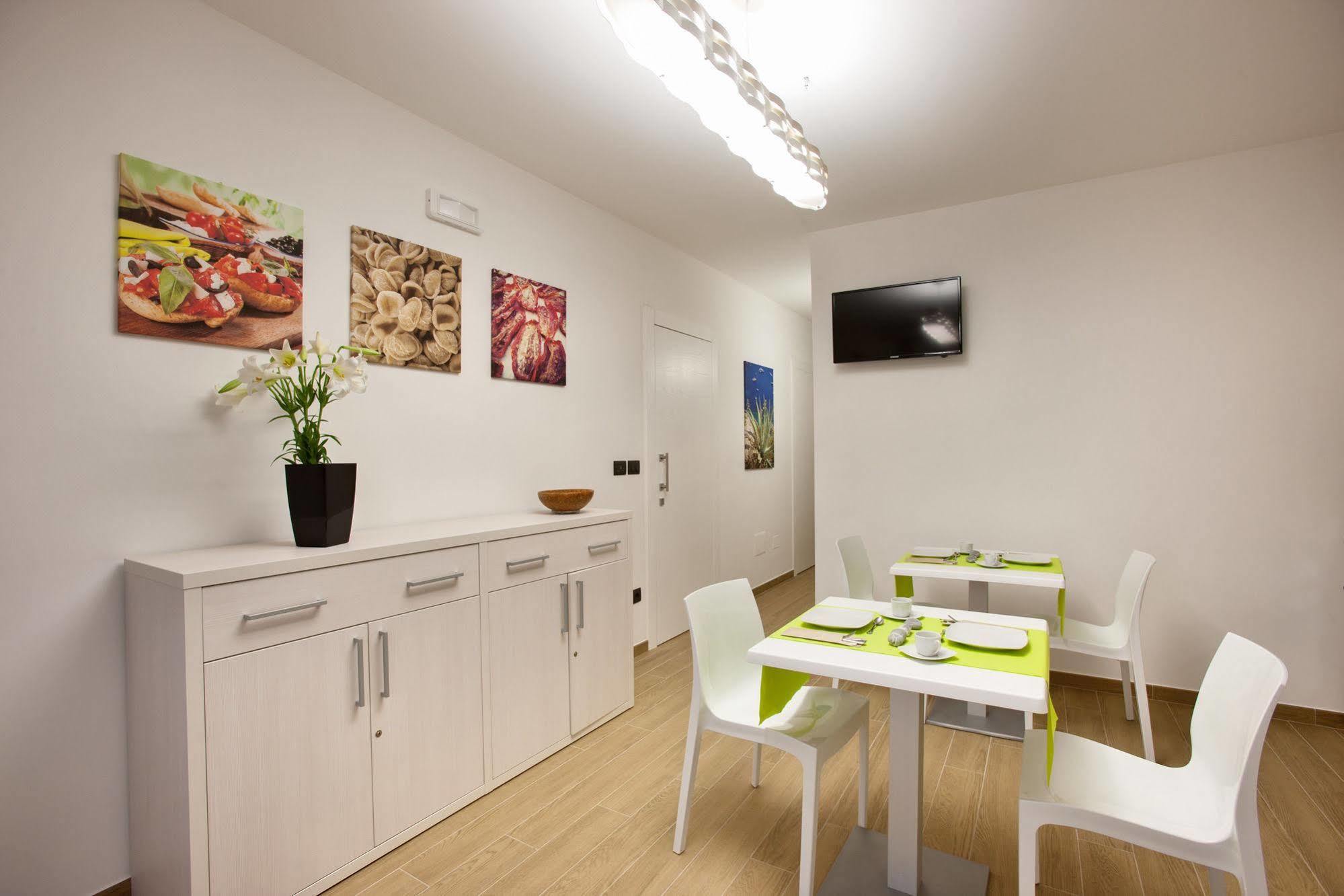 La Casa Del Turista Bed and Breakfast Gallipoli Εξωτερικό φωτογραφία