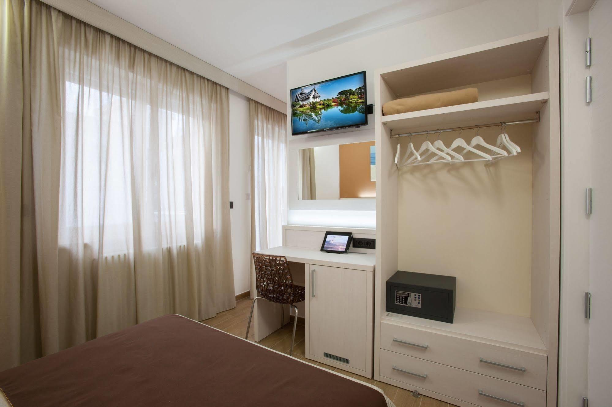 La Casa Del Turista Bed and Breakfast Gallipoli Εξωτερικό φωτογραφία